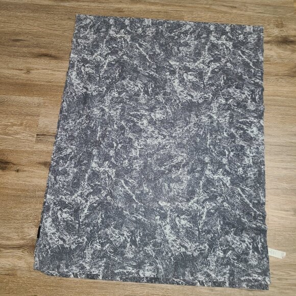 Lululemon Microfiber The Towel 68x26 Large Yoga Gym Workout Marble - Picture 1 of 4